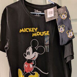 Disney Mickey Mouse Graphic T-shirt NWT Free Socks  Size Med and XL